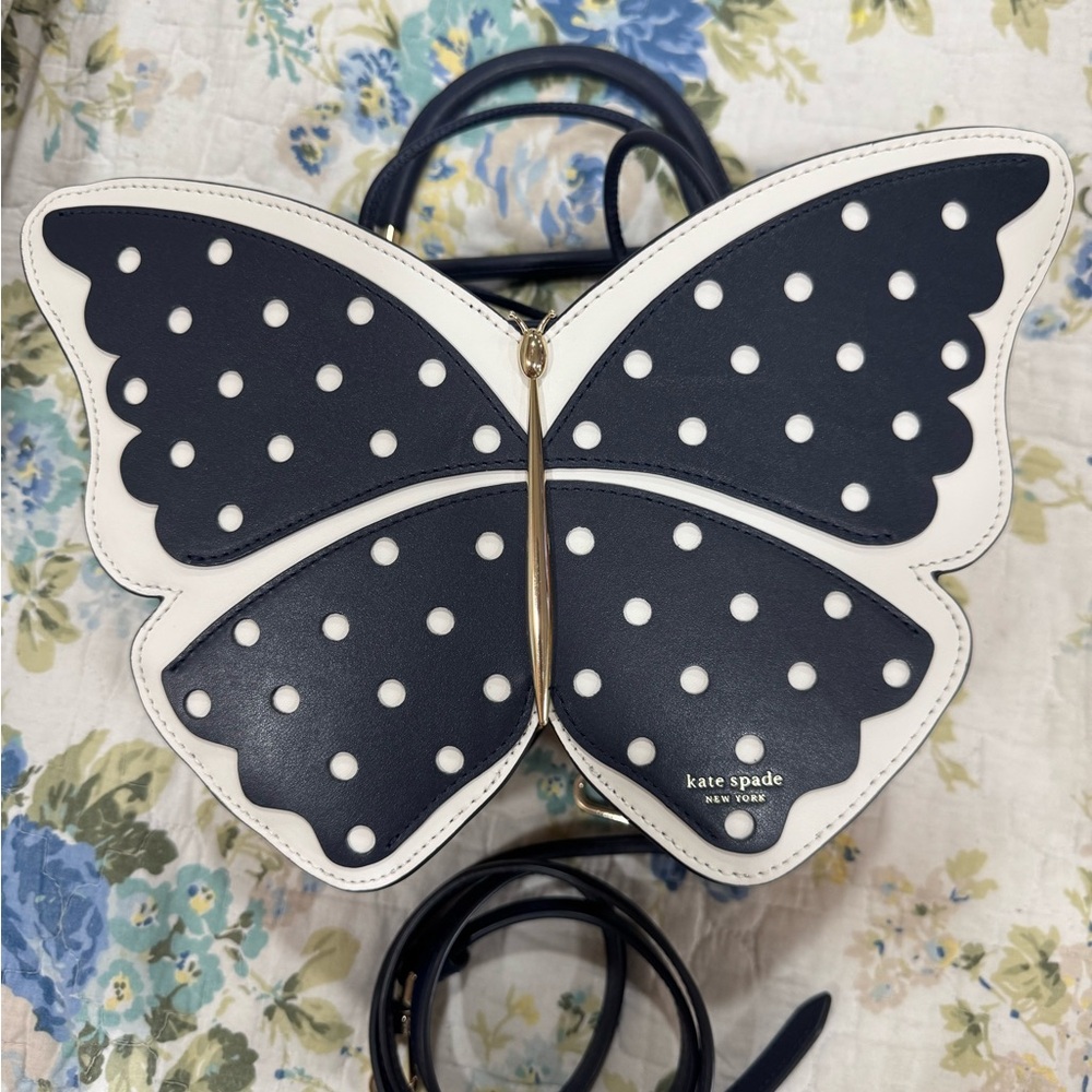 Kate Spade Navy and White Crossbody Bag